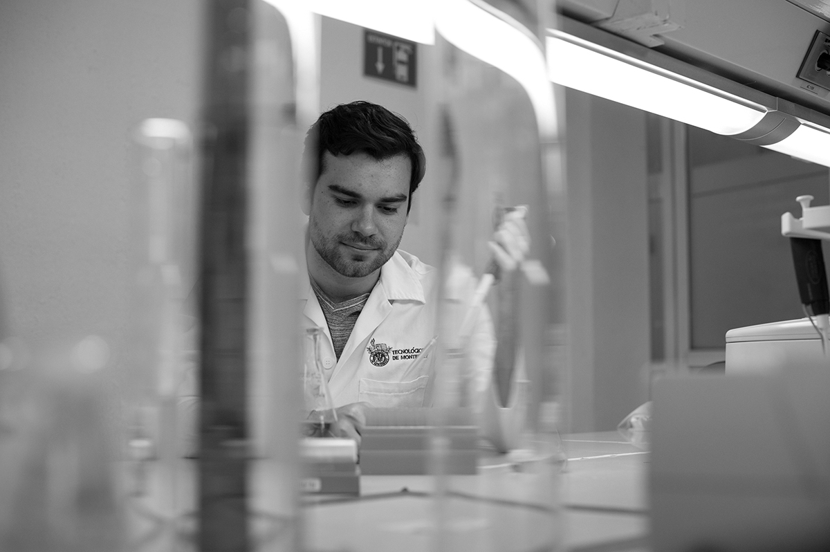ingeniería civil en laboratorio del Tec de Monterrey